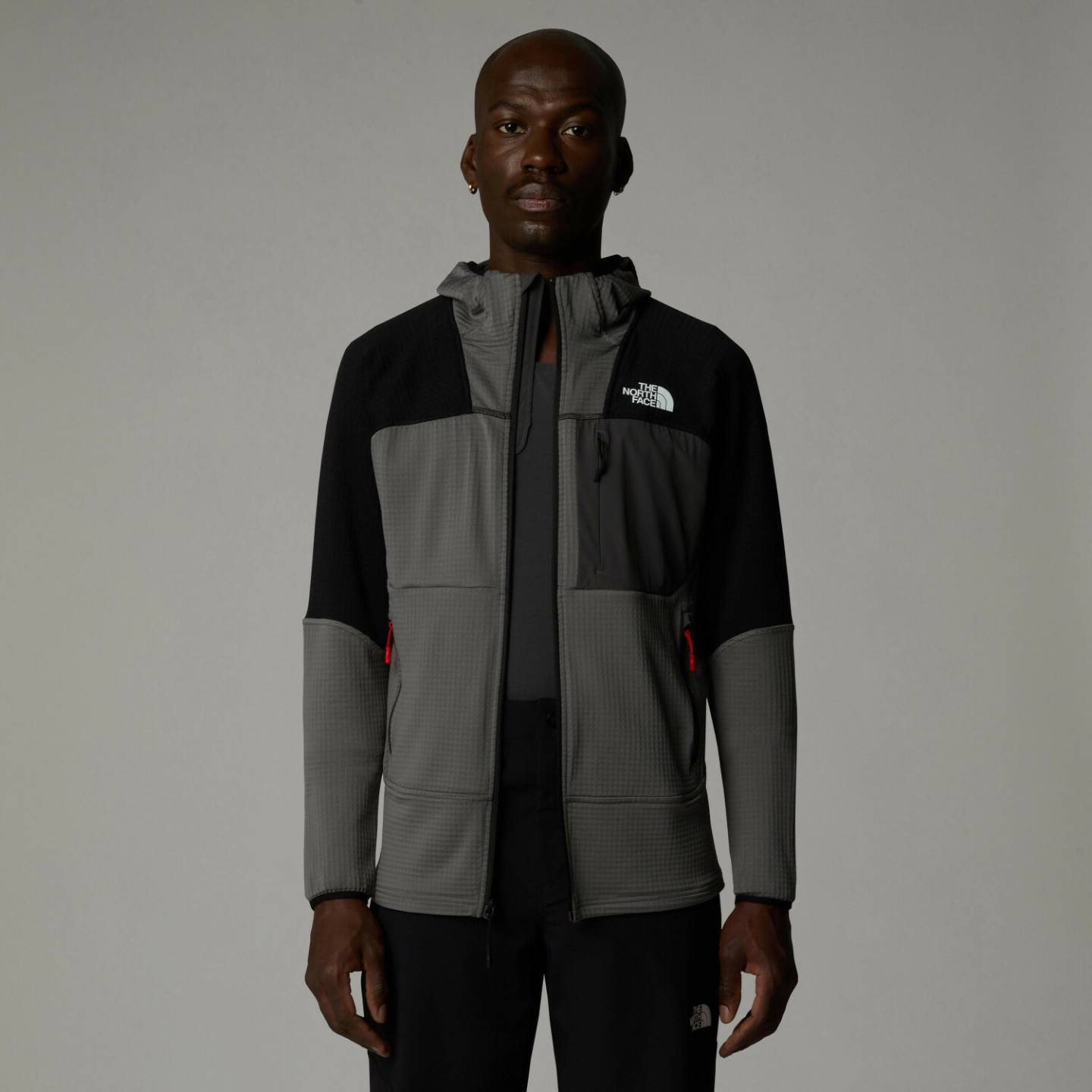 The North Face Stormgap Power Grid Kapuzenjacke für Herren (NF0A87J7)smoked pearl/tnf black Outdoorbekleidung